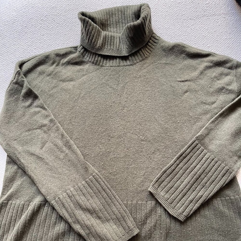 Saks Fifth Avenue  Cashmere Turtleneck Sweater